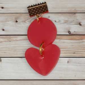Ella Fait créations uniques résine pendentif rond et cœur rouge support dore